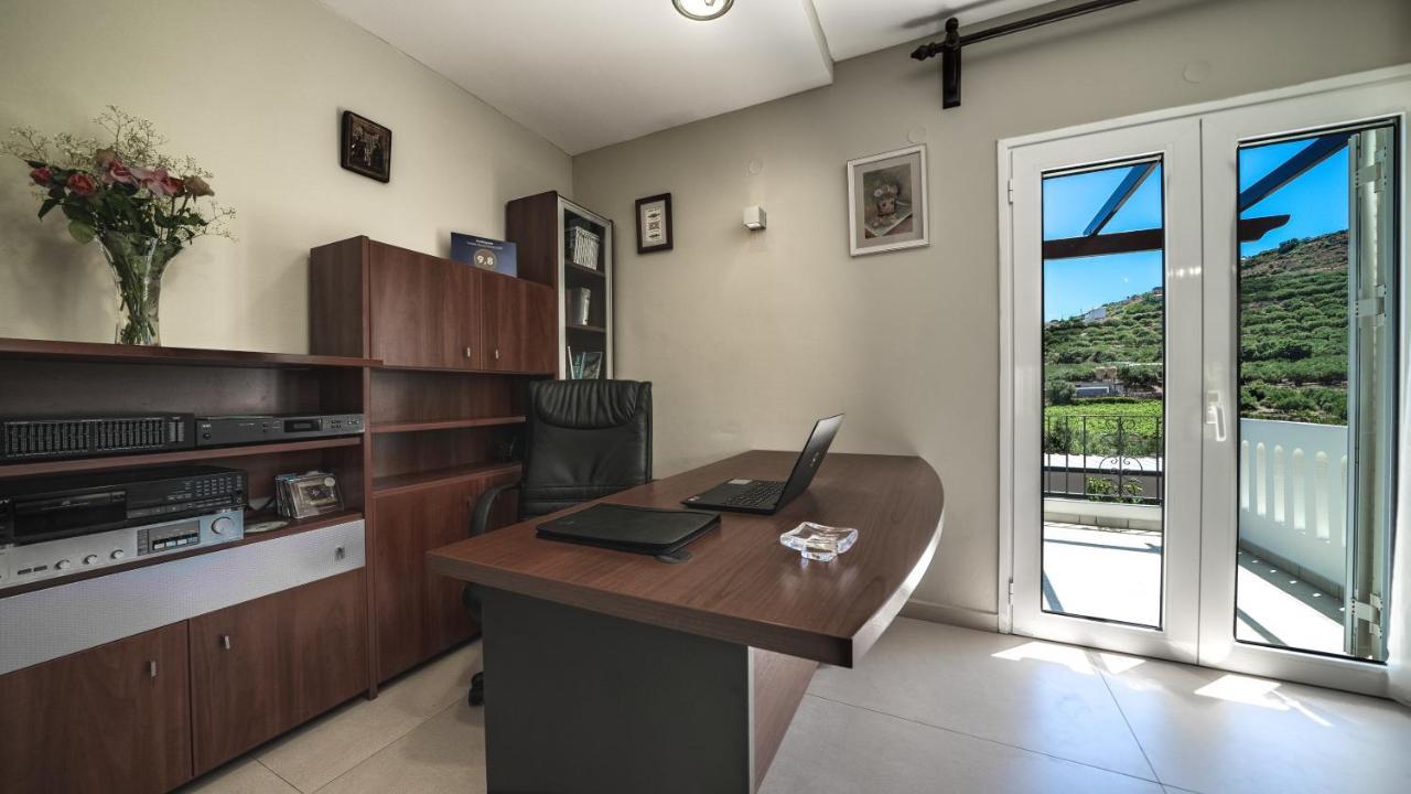 Petronila Luxury Villa With Heated Private Pool Kíssamos Zewnętrze zdjęcie