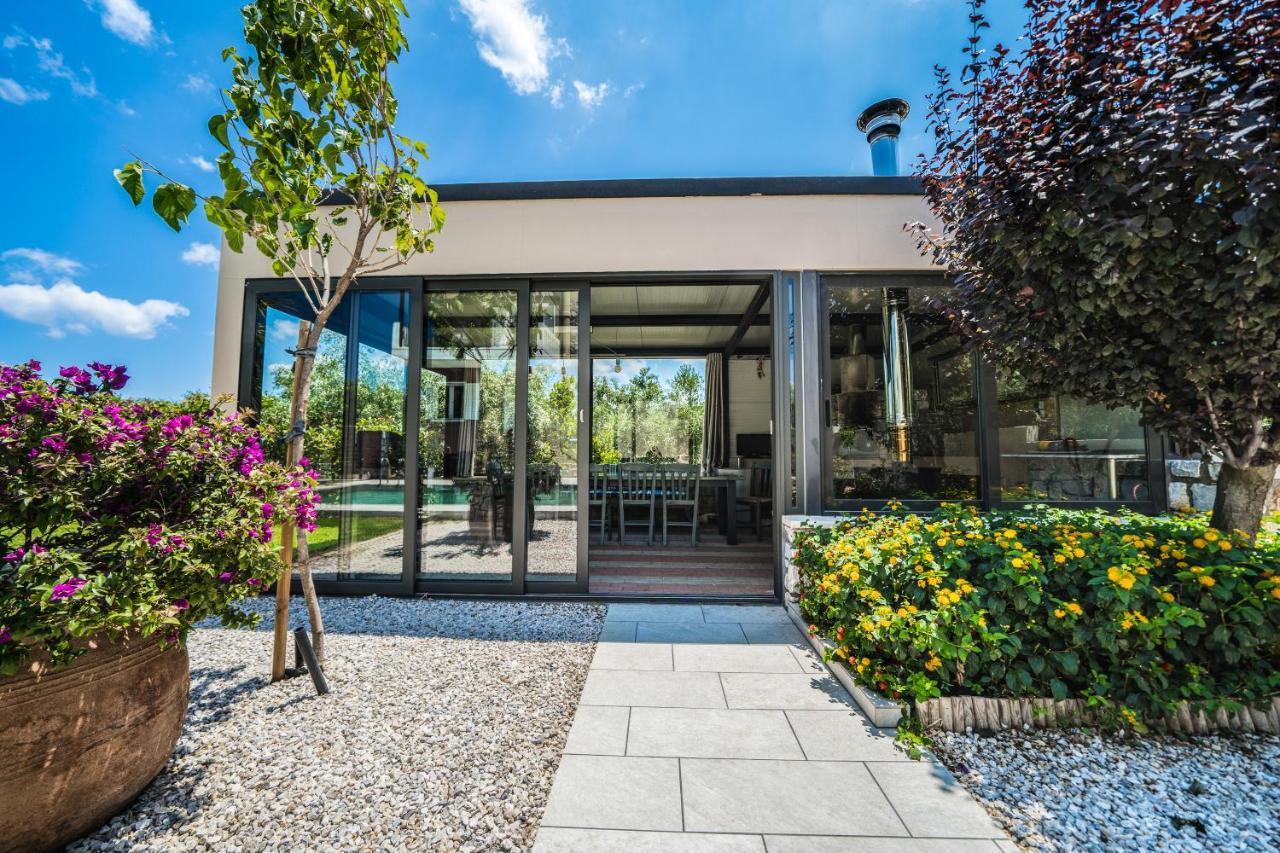 Petronila Luxury Villa With Heated Private Pool Kíssamos Zewnętrze zdjęcie
