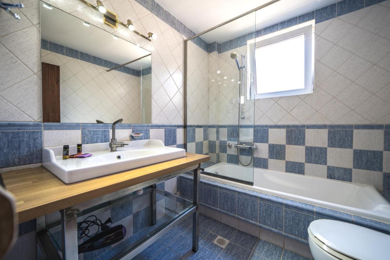 Petronila Luxury Villa With Heated Private Pool Kíssamos Zewnętrze zdjęcie